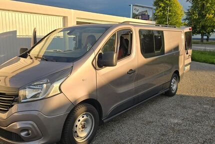 Renault Trafic 171.500 km 17.990 &euro; Meerane 08393