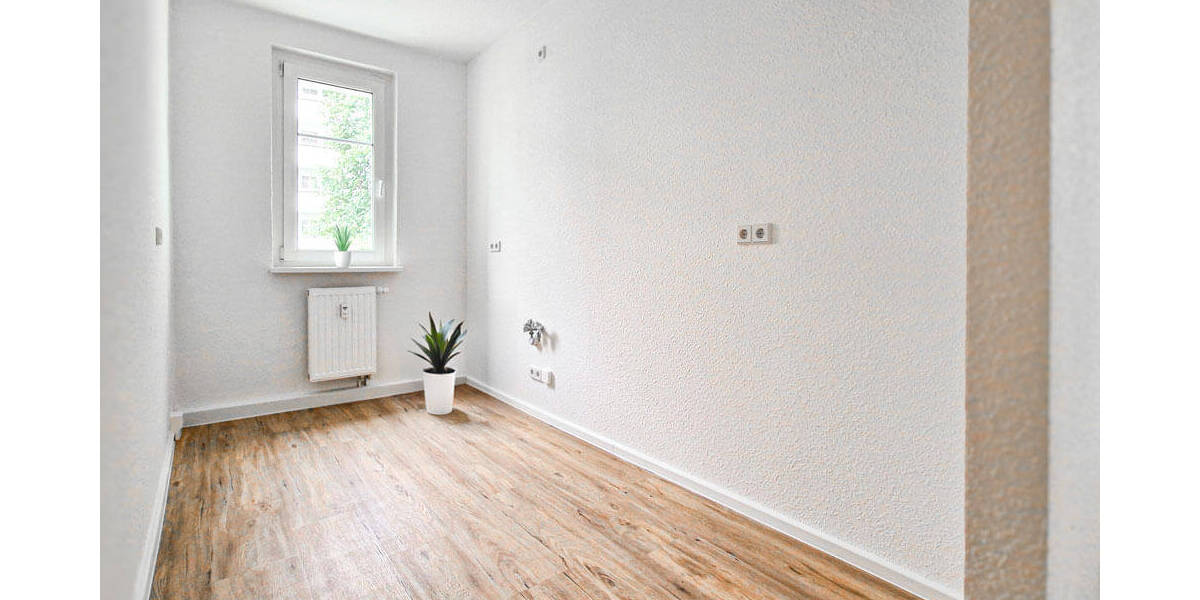 Etagenwohnung Zwickau Eckersbach - 2 Zimmer, 48 m&sup2;, 329&euro; | Angebot:25797223