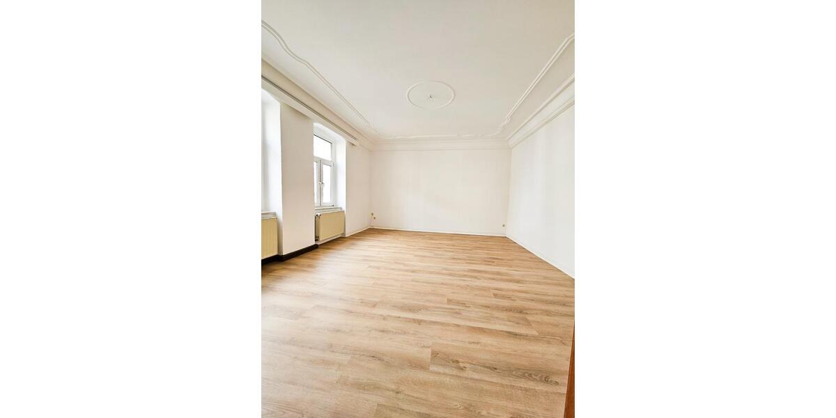 Etagenwohnung Aue-Bad Schlema Bad Schlema - 3 Zimmer, 90 m&sup2;, 400&euro; | Angebot:24946761