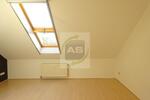 Dachgeschoßwohnung Zwickau - 3 Zimmer, 101 m&sup2;, 749&euro; | Angebot:26004595