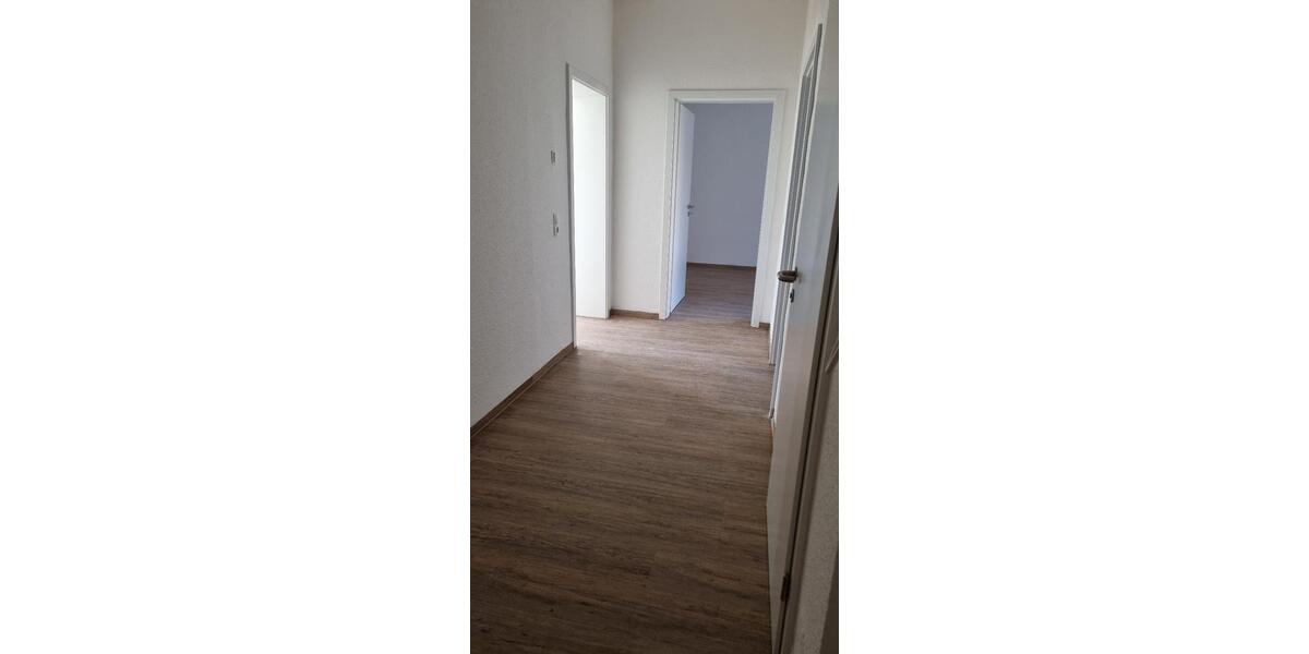 Etagenwohnung Hohenstein-Ernstthal Ernstthal - 2 Zimmer, 58 m&sup2;, 350&euro; | Angebot:24183761