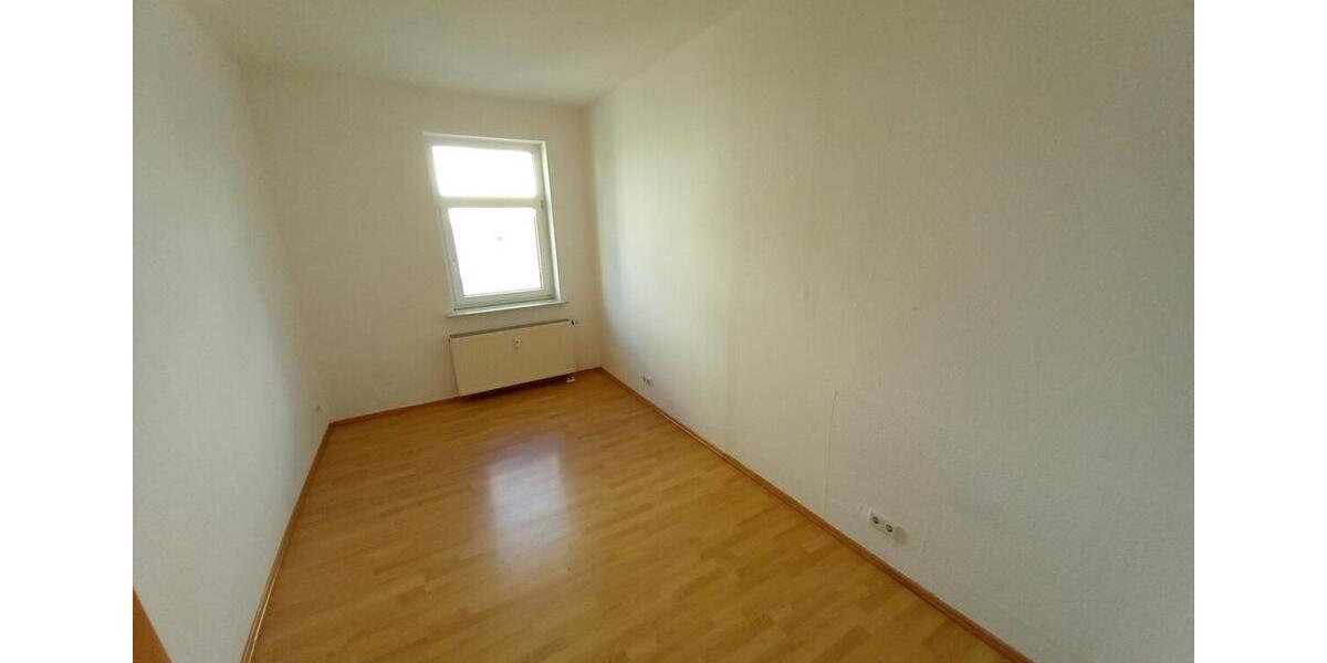 Etagenwohnung Werdau - 3 Zimmer, 66 m&sup2;, 330&euro; | Angebot:25540951