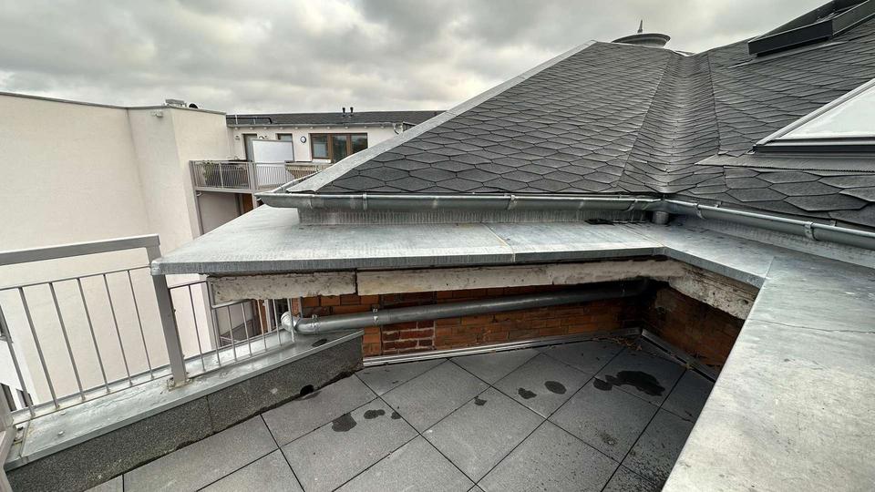 Dachgeschoßwohnung Zwickau - 3 Zimmer, 115 m&sup2;, 1.020&euro; | Angebot:23808992