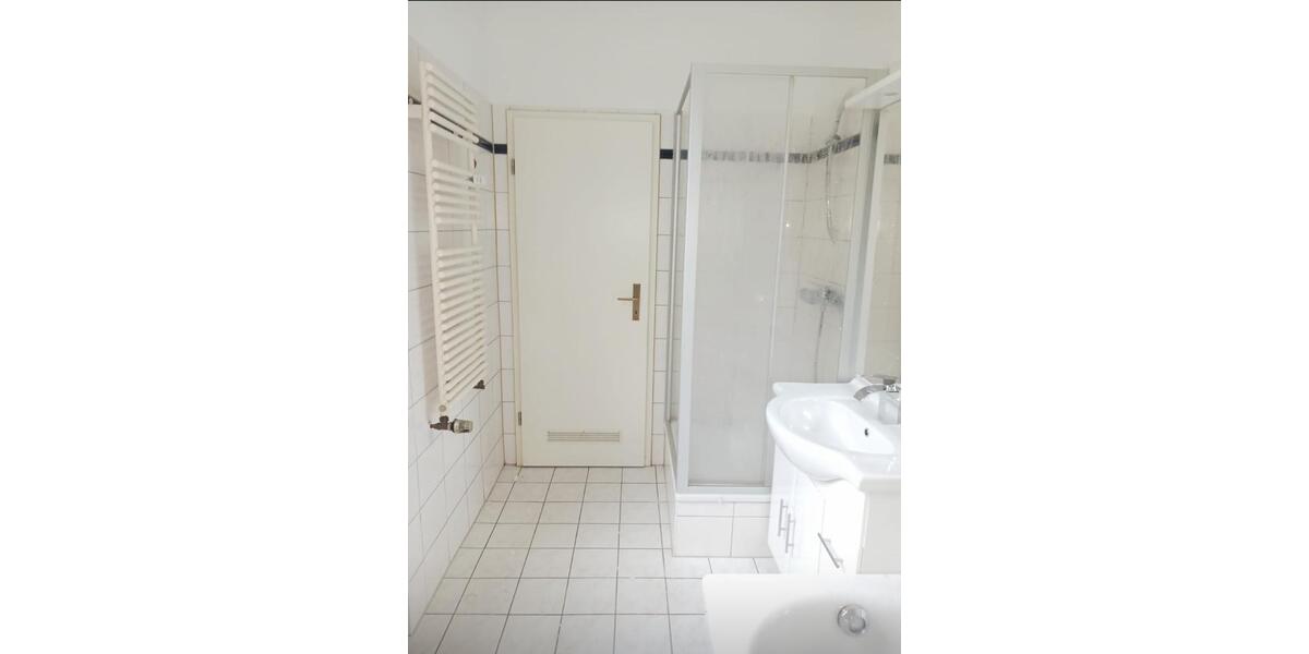 Erdgeschoßwohnung Crimmitschau - 4 Zimmer, 92 m&sup2;, 550&euro; | Angebot:25880999