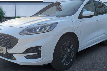 Ford Kuga 42.257 km 24.990 &euro; Hartmannsdorf 09232