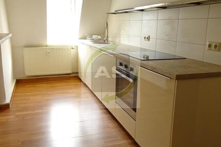 Wohnung Zwickau - 2 Zimmer, 63 m&sup2;, 340&euro; | Angebot:25902812