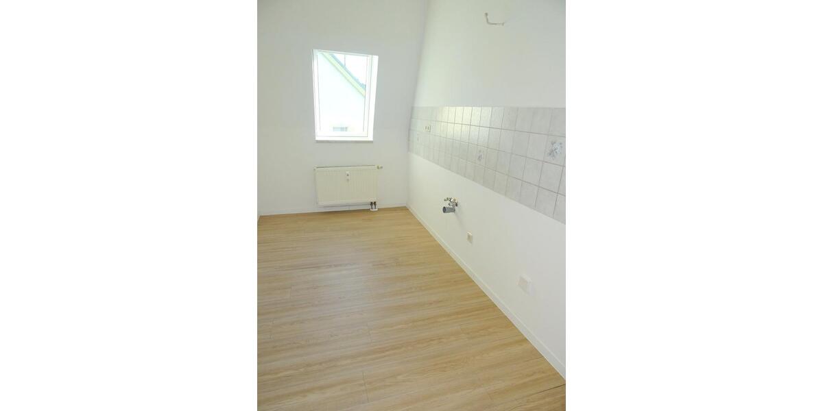 Etagenwohnung Werdau - 2 Zimmer, 55 m&sup2;, 310&euro; | Angebot:17238253