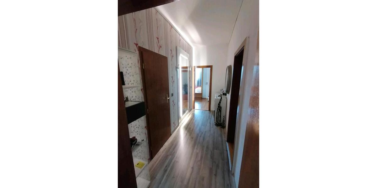 Mehrfamilienhaus, Wohnhaus Ellefeld - 19 Zimmer, 300 m&sup2;, 117.500&euro; | Angebot:26802707