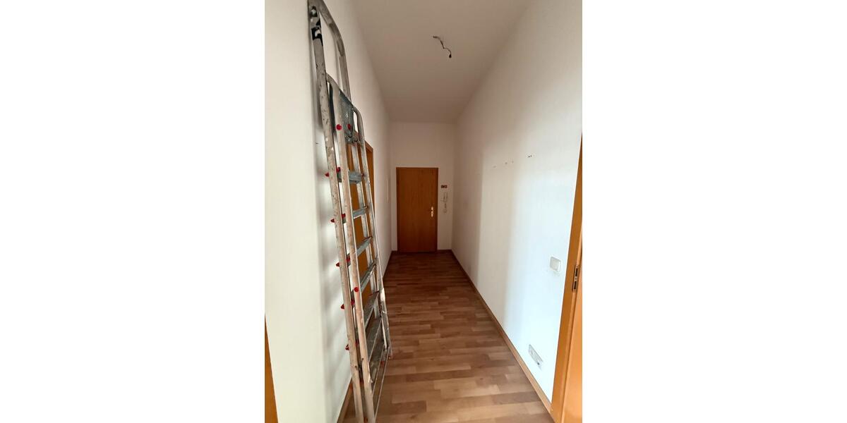 Etagenwohnung Crimmitschau - 2 Zimmer, 55 m&sup2;, 320&euro; | Angebot:24652738