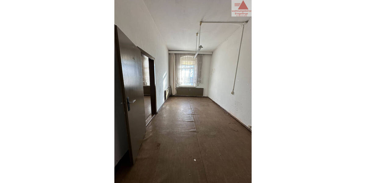 Mehrfamilienhaus, Wohnhaus Hohenstein-Ernstthal Ernstthal - 3 Zimmer, 805 m&sup2;, 155.000&euro; | Angebot:25776675