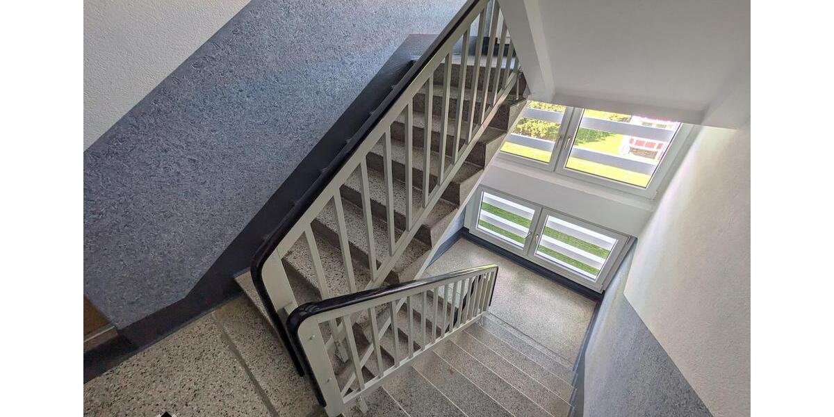 Etagenwohnung Limbach-Oberfrohna Oberfrohna - 2 Zimmer, 47 m&sup2;, 306&euro; | Angebot:25945630