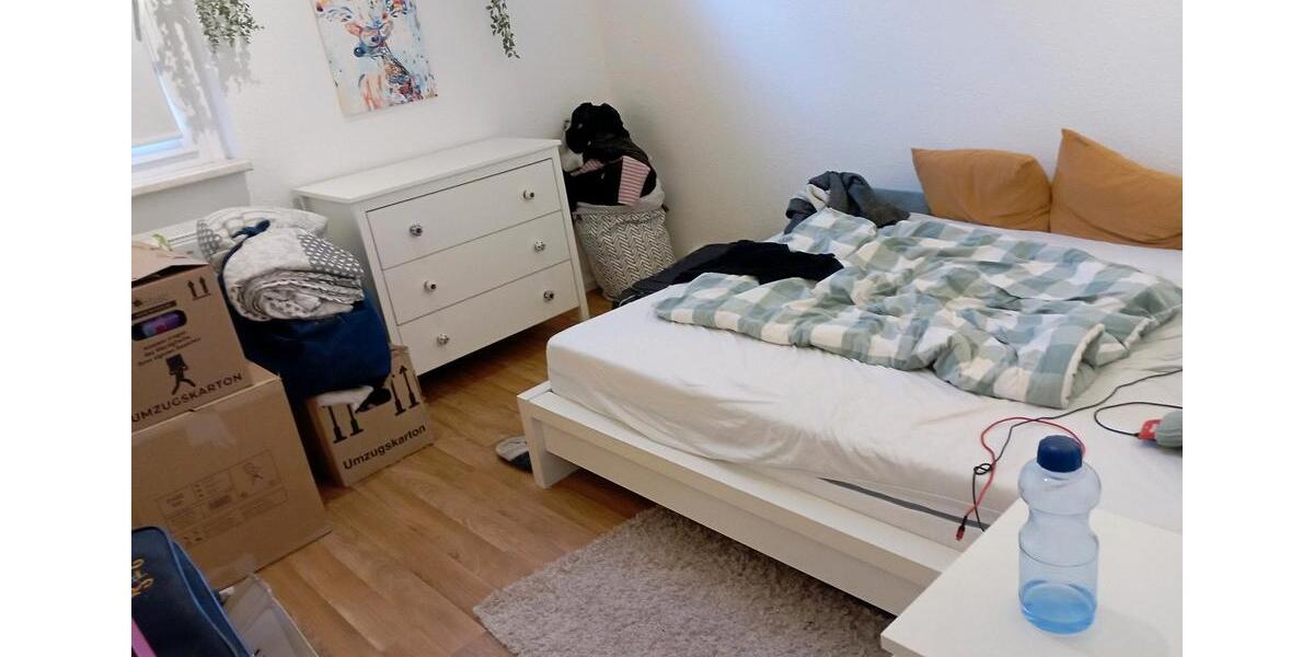 Etagenwohnung Reichenbach im Vogtland - 2 Zimmer, 55 m&sup2;, 469&euro; | Angebot:25832812