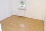 Etagenwohnung Werdau - 3 Zimmer, 70 m&sup2;, 390&euro; | Angebot:23779151