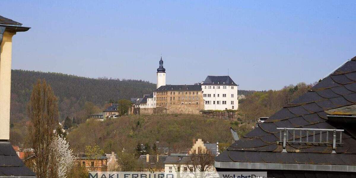 Etagenwohnung Greiz - 3 Zimmer, 82 m&sup2;, 599&euro; | Angebot:25678434