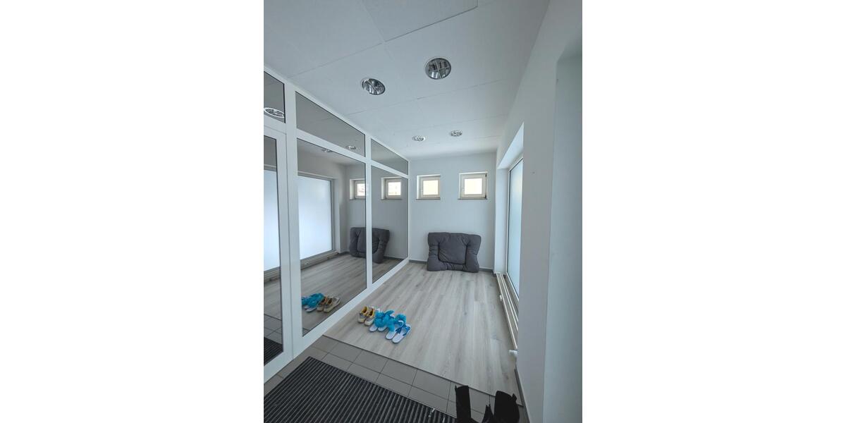 Erdgeschoßwohnung Reinsdorf - 2 Zimmer, 101 m&sup2;, 750&euro; | Angebot:25854229
