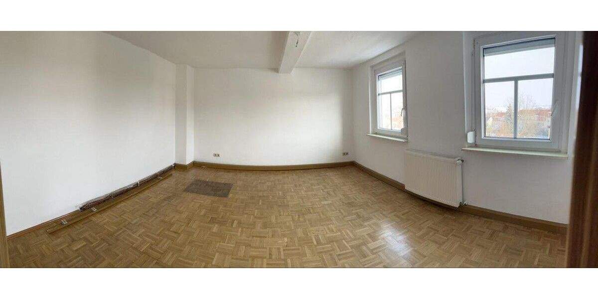 Etagenwohnung Meerane - 3 Zimmer, 87 m&sup2;, 480&euro; | Angebot:25665453