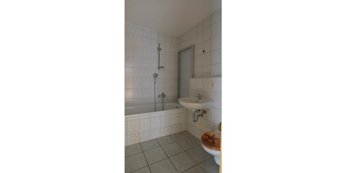 Etagenwohnung Auerbach/Vogtland Vogtland - 2 Zimmer, 63 m&sup2;, 365&euro; | Angebot:24442888