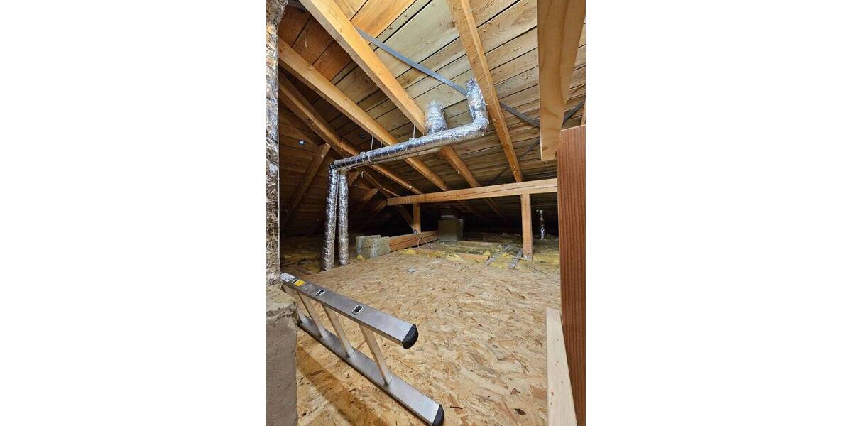 Etagenwohnung Crimmitschau - 5 Zimmer, 248 m&sup2;, 446.400&euro; | Angebot:25958956