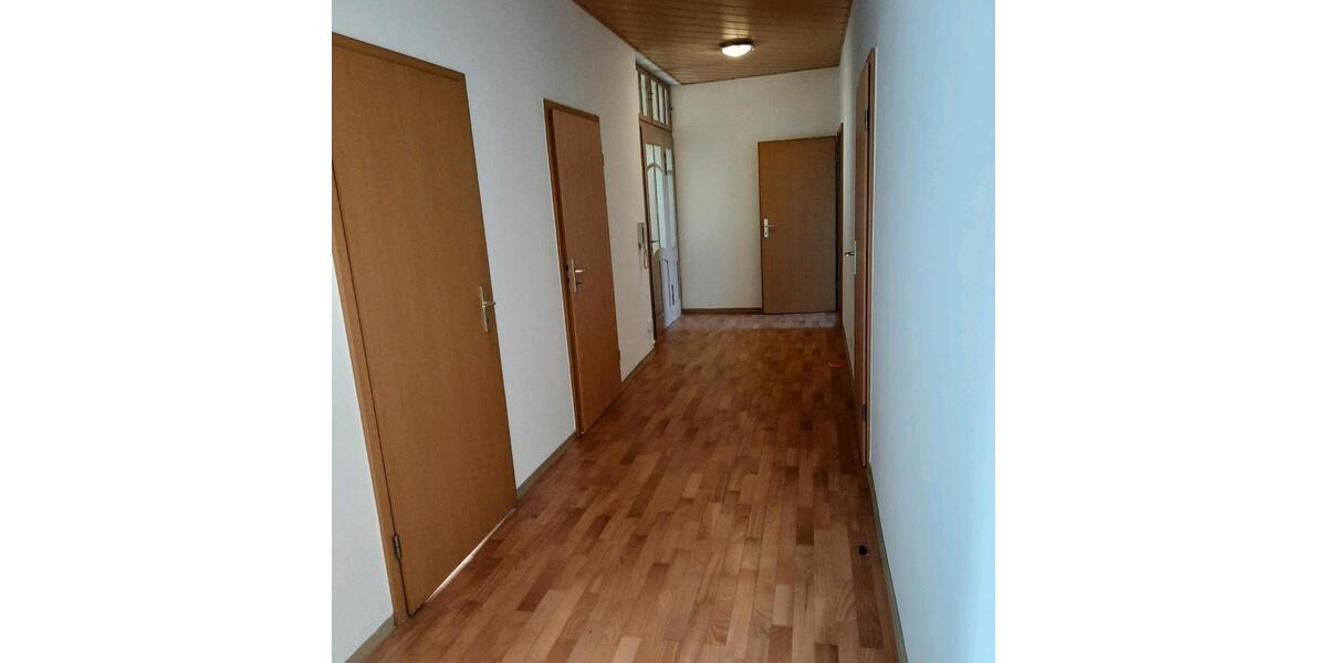Etagenwohnung Auerbach/Vogtland Vogtland - 4 Zimmer, 103 m&sup2;, 618&euro; | Angebot:25891898