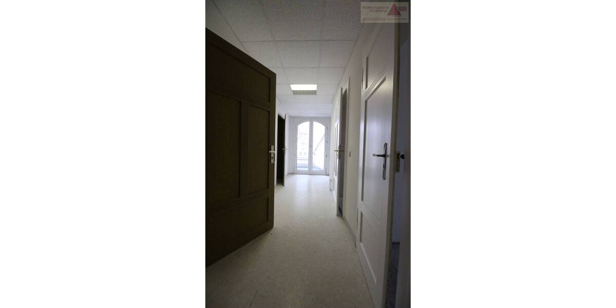 Gewerbeobjekt Aue - 1 Zimmer, 202 m&sup2;, 913&euro; | Angebot:25744613