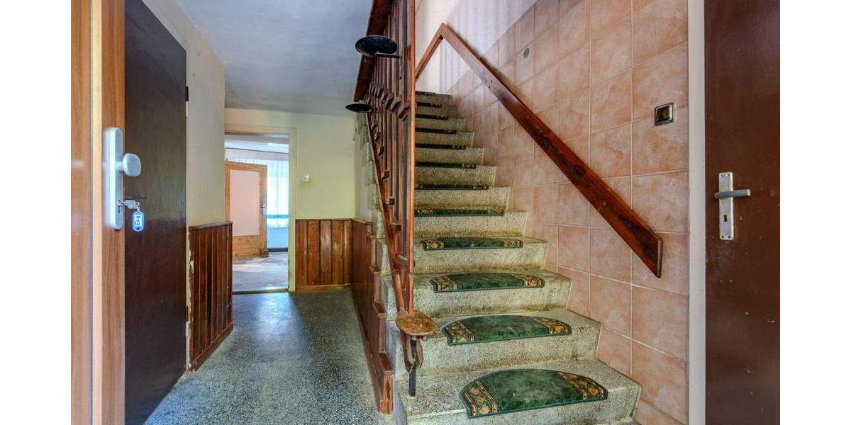 Einfamilienhaus Jahnsdorf/Erzgeb Jahnsdorf - 6 Zimmer, 118 m&sup2;, 35.000&euro; | Angebot:25735292