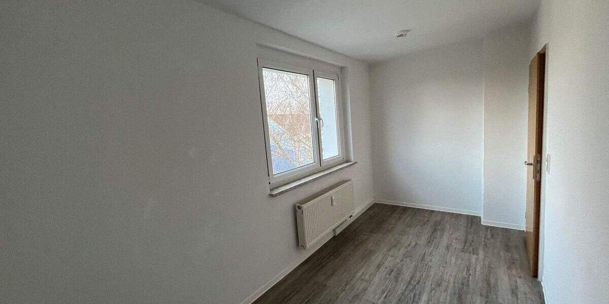 Etagenwohnung Zwickau Marienthal - 3 Zimmer, 59 m&sup2;, 400&euro; | Angebot:25698960